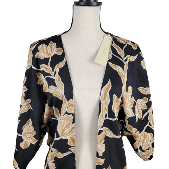 Maison Du Soir Size S/M Black, Gold & White Selena Kimono, NEW with Tags - Picture 4 of 16